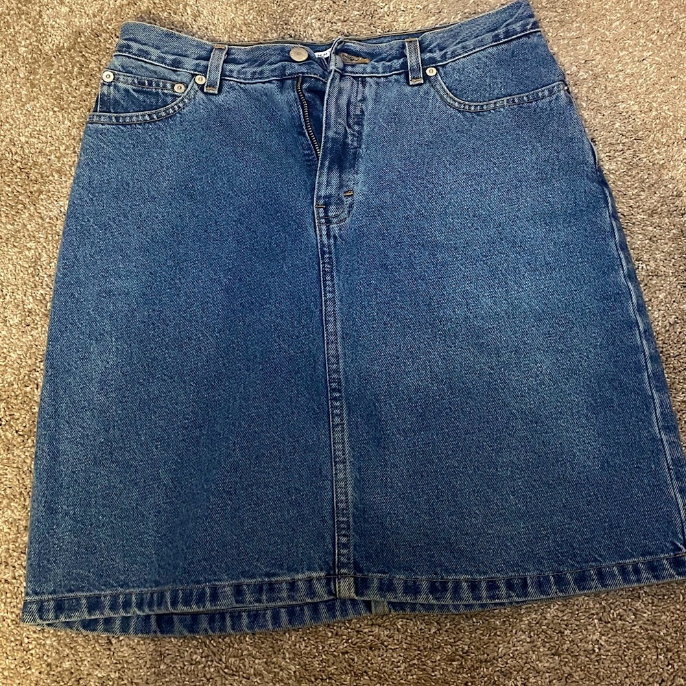 Tommy Hilfiger Jean Skirt Size 8 Classic Vintage Denim Spring Summer Fall